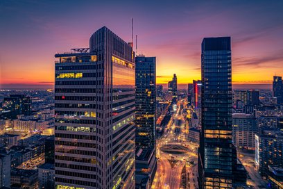 W Warszawie w końcu grudnia 2025 r. w rejestrze REGON zarejestrowanych było 598951 przedsiębiorstw.