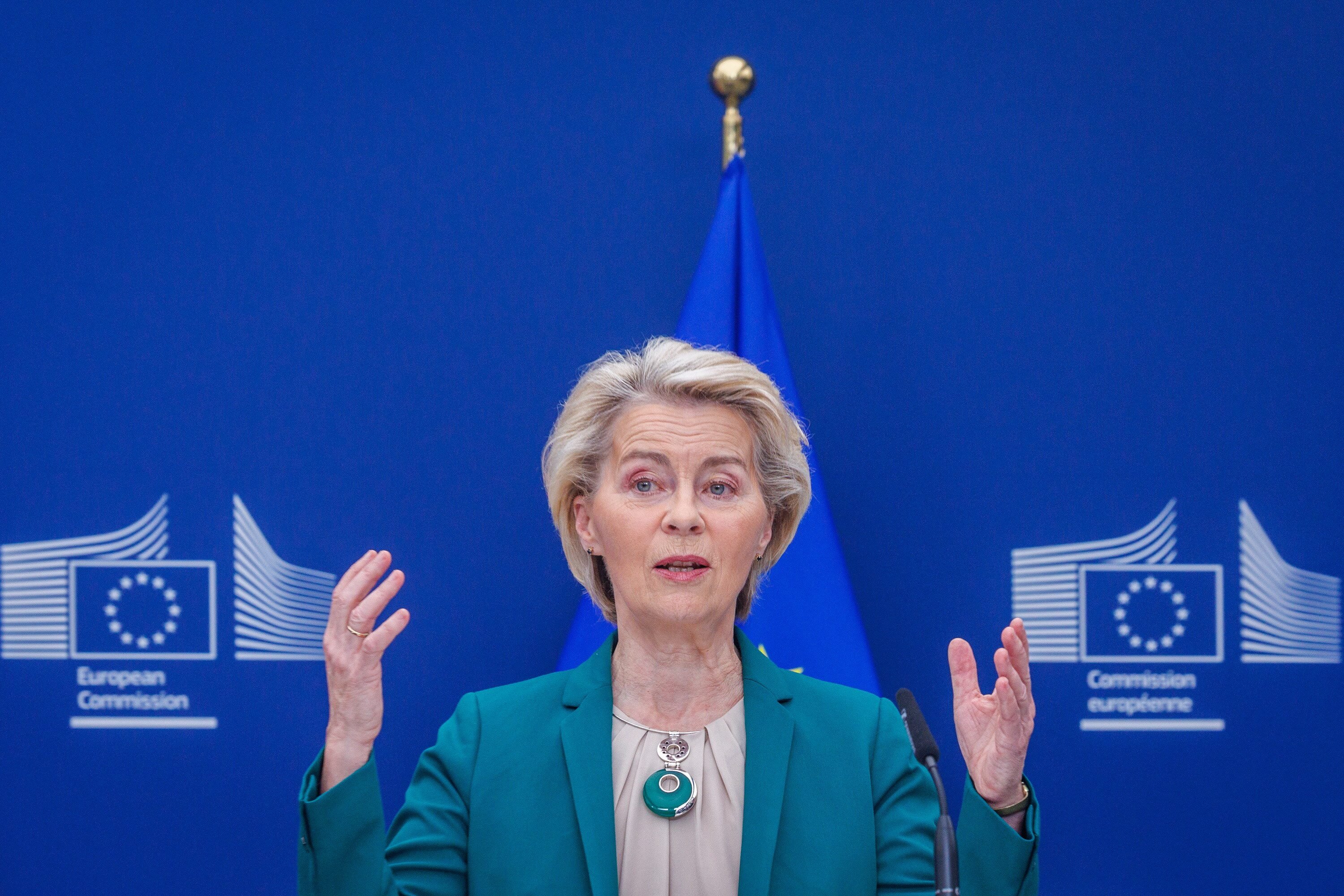 Jakie karty posiada Europa w rozgrywce handlowej z Ameryką?