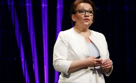 Zalewska: W podstawie programowej nie ma Wałęsy. Jest "Solidarność"
