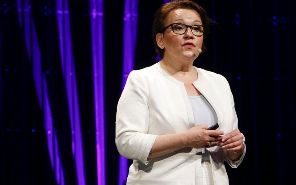 Zalewska: W podstawie programowej nie ma Wałęsy. Jest "Solidarność"