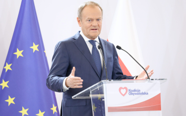Premier Donald Tusk twierdzi, że PiS i Konfederacja chcą wyprowadzić Polskę z Unii Europejskiej