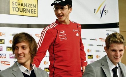Konferencja prasowa w Oberstdorfie. Od lewej Gregor Schlierenzauer, Simon Ammann i Thomas Morgenster