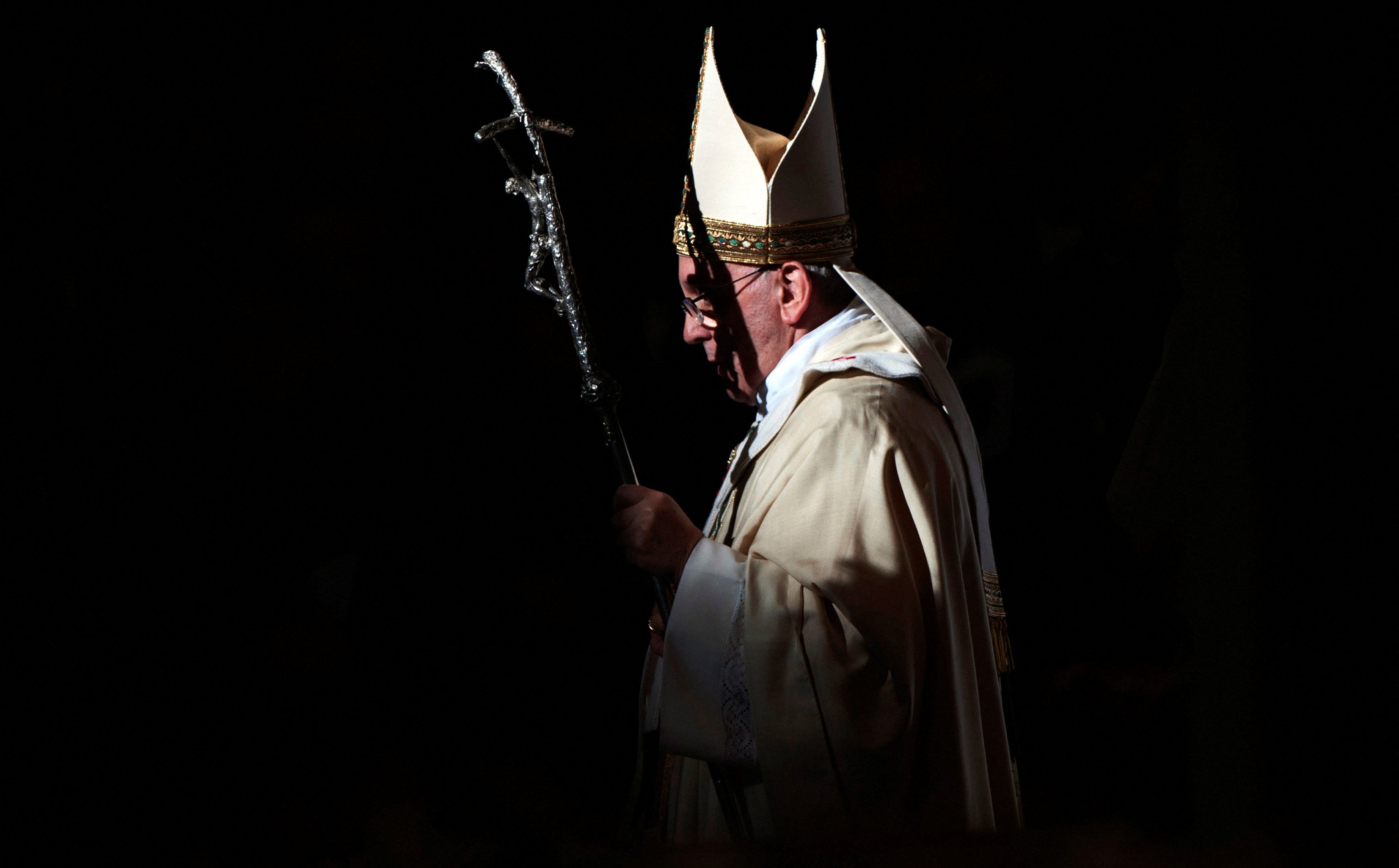 Michał Szułdrzyński: Krajobraz po śmierci papieża Franciszka. Podzielony Kościół, świat w kryzysie