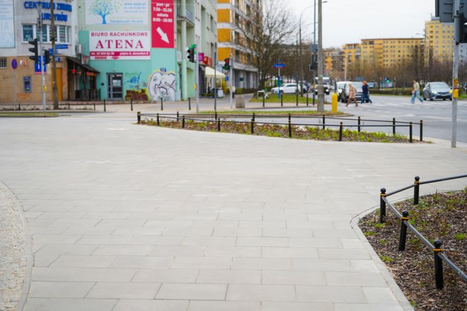 Na Ursynowie drogowcy sprawnie domknęli inwestycję tuż po ustąpieniu zimowych mrozów