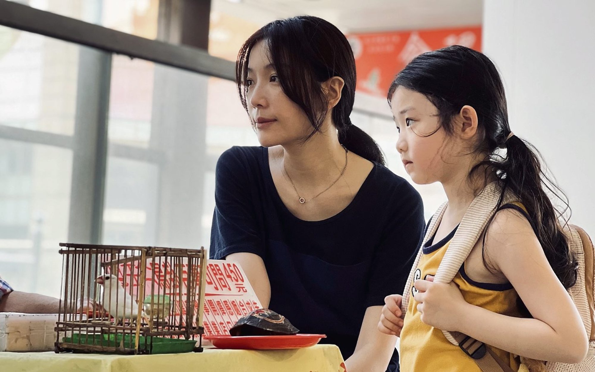 „Left-Handed Girl. To była ręka… diabła!”. Nieczysta lewa ręka