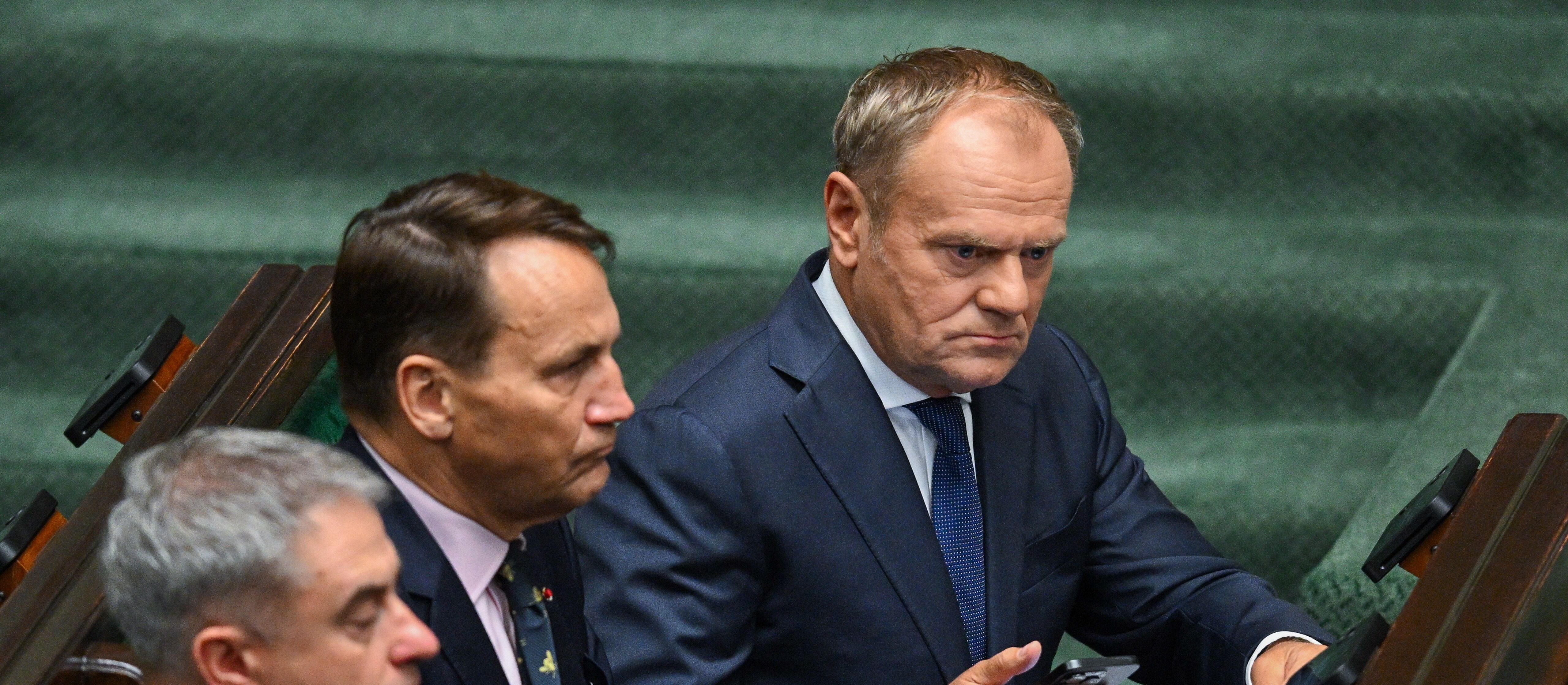 Sondaż: Czy koalicja miałaby większe szanse na utrzymanie władzy z premierem Radosławem Sikorskim?