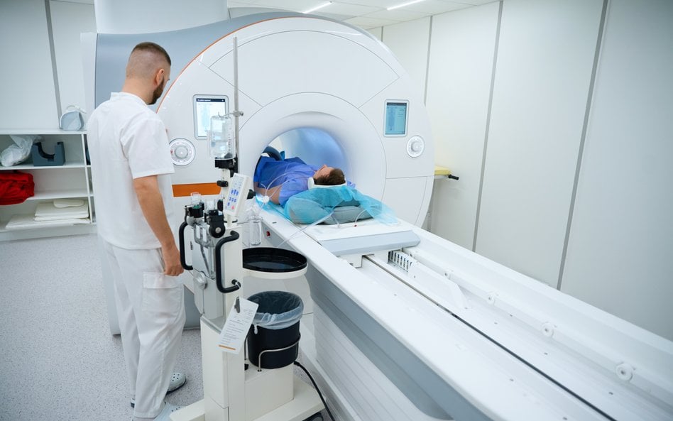 NFZ ograniczył finansowanie badań ponadlimitowych. Szpitale już przesuwają terminy