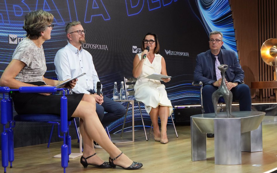 Participants in the Rzeczpospolita debate highlighted that ESG reporting enables companies to enhanc