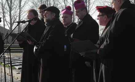Obchody Dnia Judaizmu rozpoczęła wspólna modlitwa biskupów i rabinów w Auschwitz
