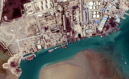 Rosjanie uciekają z Iranu. Ewakuacja pracowników elektrowni atomowej