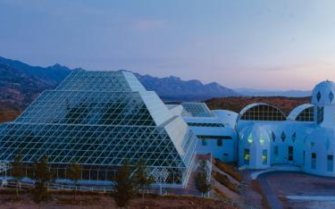 Biosfera 2 powstała w Oracle w stanie Arizona. Miała być namiastką Ziemi, pierwszym zaprojektowanym 