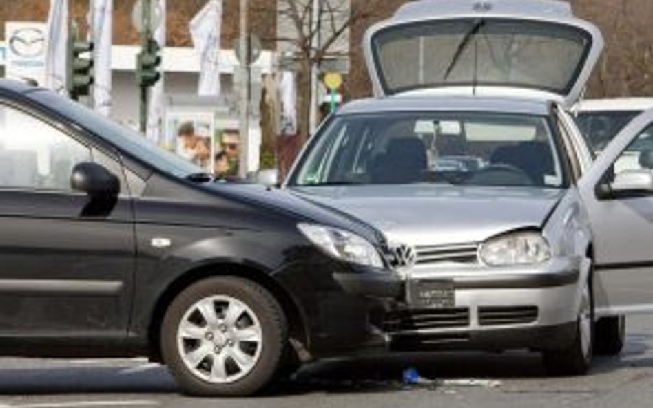 Ogromne różnice ofert polisy OC. Warto szukać tańszej