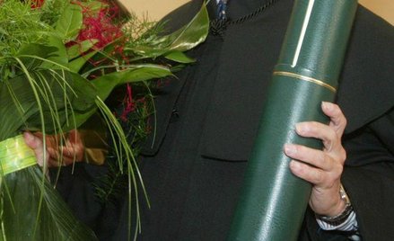 Studia doktoranckie podnoszą ogólny poziom wiedzy i wykształcenia, ale nie nabywa się na nich umieję