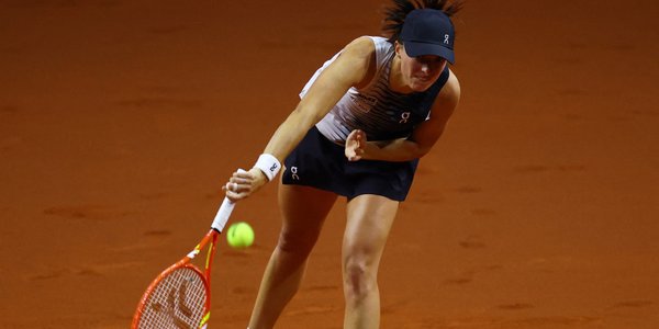 Porsche odjechało Idze Świątek. Nastoletnia Rosjanka znów okazała się za silna