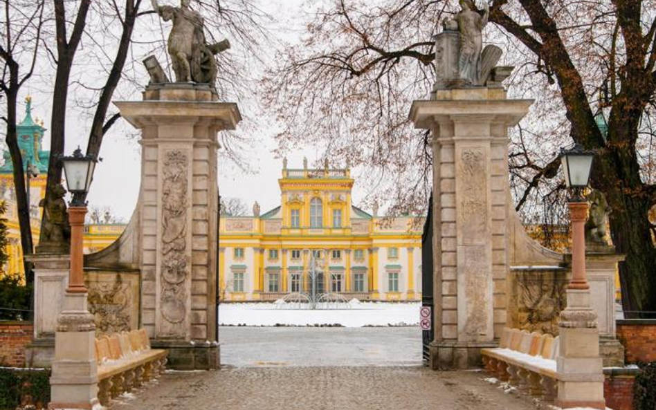 Utracone rękopisy przed wojną znajdowały się w wilanowskiej kolekcji Adama Branickiego.