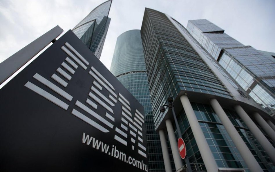 Rewolucja w IBM – spółka oddaje produkcję mikroprocesorów i jeszcze dopłaca