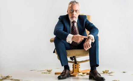 Rano etat, po południu firma. Tak się oszczędza na podatku