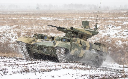 "Bojowe wozy wsparcia czołgów BMPT Terminator. Fot./MO FR/CWO."