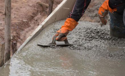 Odwrócony VAT: płynny beton umyka klasyfikacji