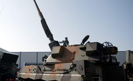 Opóźnienie w dostawach haubic Krab oznacza kary dla HSW.