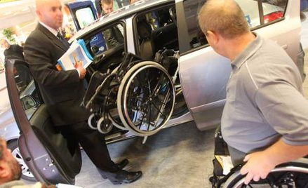 Mniej biurokracji, więcej ograniczeń przy funduszu rehabilitacji