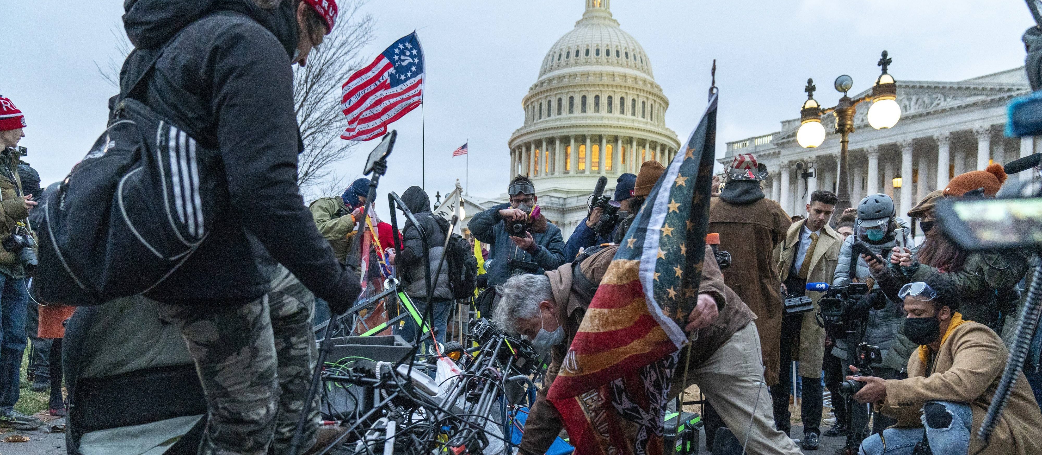 W noc przed szturmem na Kapitol Waszyngtonem miały wstrząsnąć eksplozje. FBI dokonało aresztowania