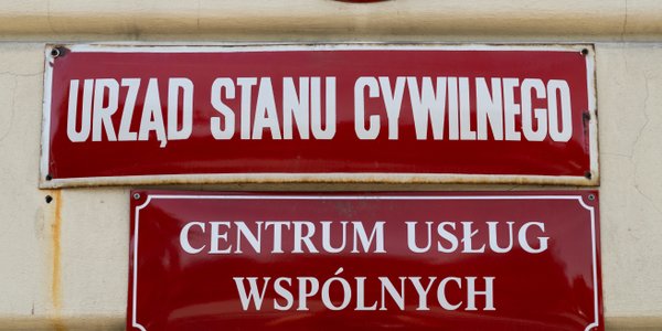 Od niedzieli transkrypcja małżeństw jednopłciowych w każdym USC w Polsce