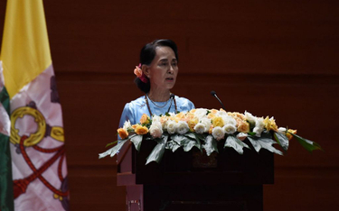 Oksford odbiera odznaczenie Aung San Suu Kyi