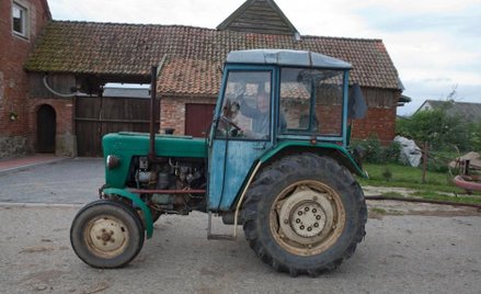 Rolnik z koronawirusem dostanie 15 zł zasiłku