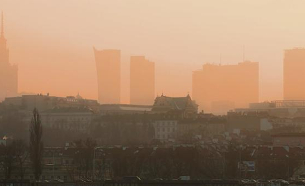 Smog to duży problem na Mazowszu. Zła jakość powietrza negatywnie wpływa na zdrowie.