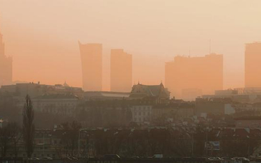 Smog to duży problem na Mazowszu. Zła jakość powietrza negatywnie wpływa na zdrowie.