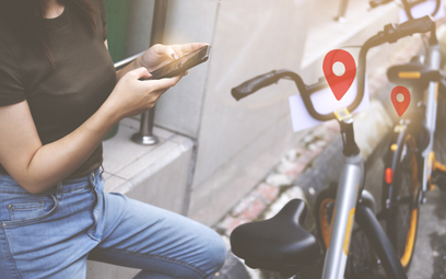Mapy Google pomogą znaleźć rower na minuty. Także w Warszawie