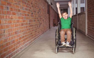 Niepełnosprawni uczniowie - MEN chce poprawić organizację kształcenia dzieci ze specjalnymi potrzebami