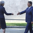Premier Wielkiej Brytanii Theresa May i premier Ukrainy Wołodymyr Hrojsman