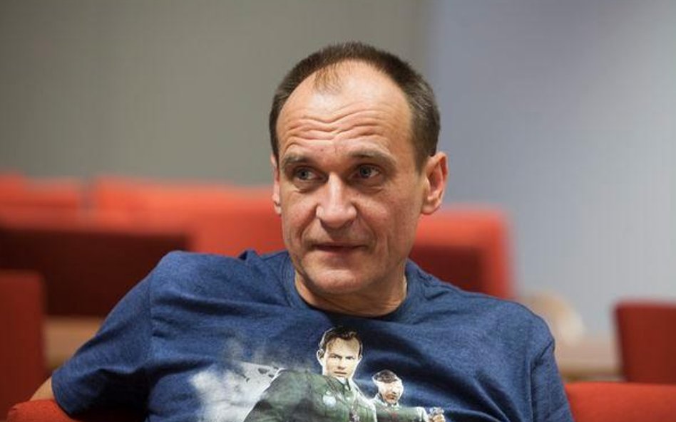 Paweł Kukiz, przewodniczący Klubu Poselskiego Kukiz'15, ma ok. 15 tys. oszczędności, jest też m.in. 