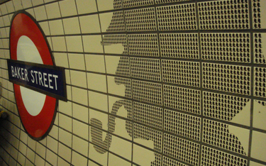 Polacy w Anglii robią whisky wspólnie z metrem w Londynie