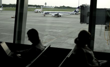 PAŻP i kontrolerzy usiedli do rozmów. To ostatnia chwila przed zamknięciem nieba