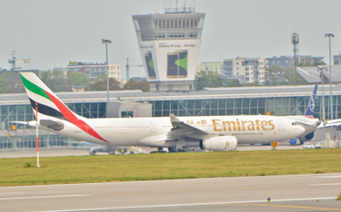 Więcej Emirates w Warszawie