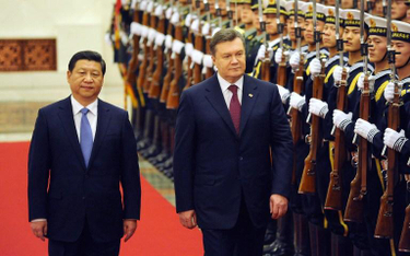 Prezydent Ukrainy Wiktor Janukowycz z Przewodniczącym ChRL Xi Jinpingiem