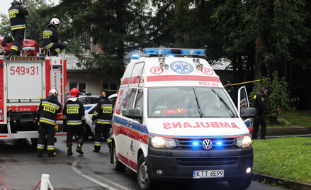 Czwarta fala COVID: strażacy wspomogą ratowników w karetkach