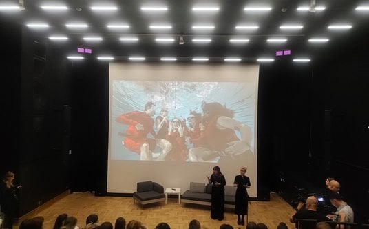 Przedpremierowy pokaz "Języków z wody" w Zachęcie