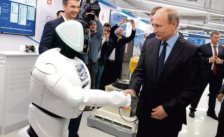 Władimir Putin sam ponoć nie korzysta z komputera ani smartfona, ale pokłada wielkie nadzieje w nowo