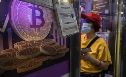 Bankomaty bitcoinowe zdobywają popularność w wielu krajach. Umożliwiają wymianę tradycyjnych walut n