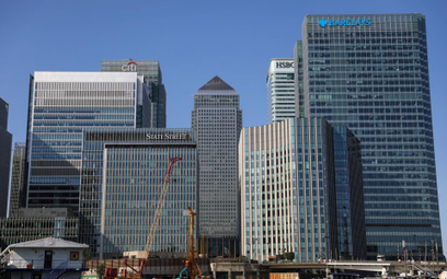 Londyn wciąż bryluje w usługach finansowych