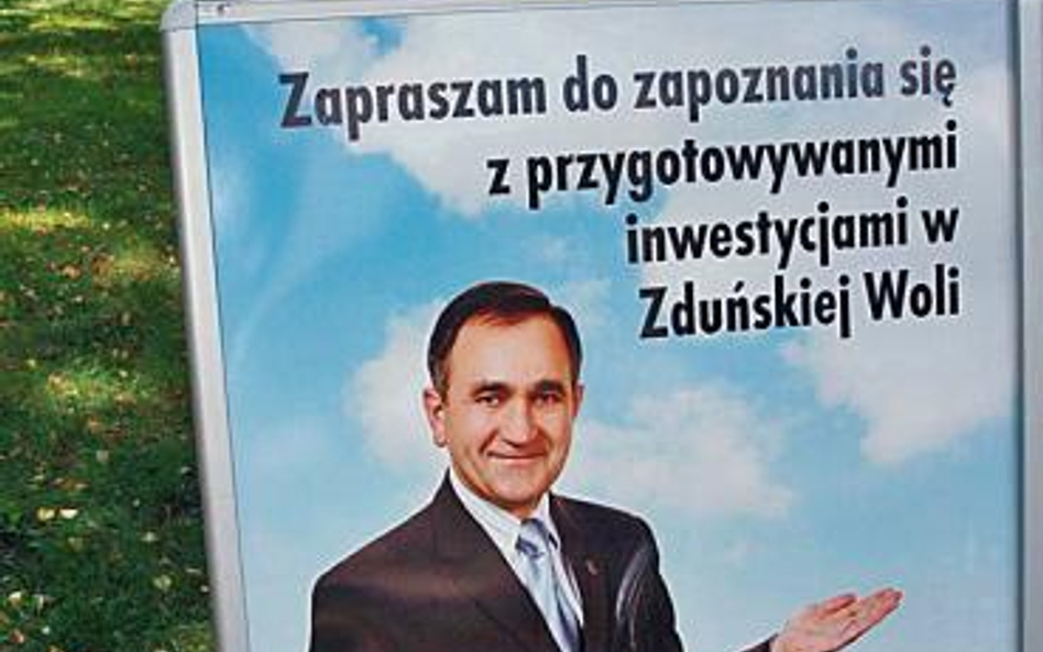 Urzędnicy płacili haracz za stanowiska