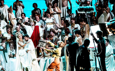 „Eros i Psyche”, akt rzymski, zrealizowany w Operze Narodowej jak w studiu filmowym