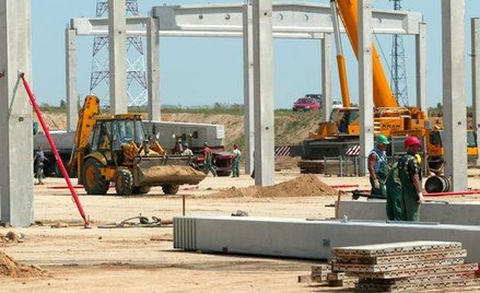 Duży spadek inwestycji w strefach
