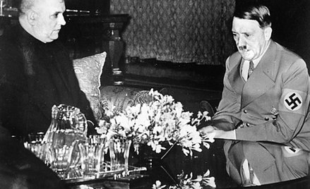 Ks. Jozef Tiso i Adolf Hitler w marcu 1939 r.