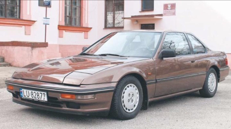 To już Prelude III z 1988 r., w której debiutował system 4WS z czterema kołami skrętnymi.