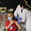 Koronawirus. "To nie Prima Aprilis". 40-latkowie z terminami szczepień